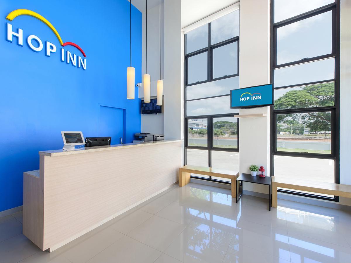 Hop Inn Nakhon Sawan Bagian luar foto